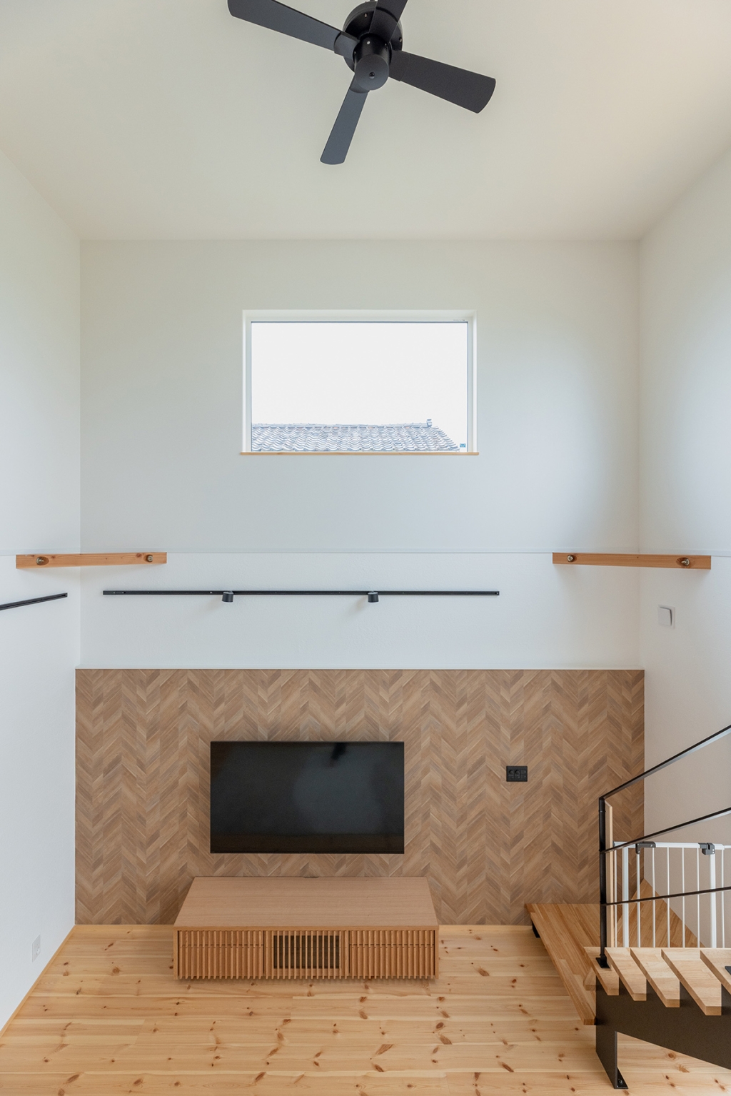 吹き抜けリビング